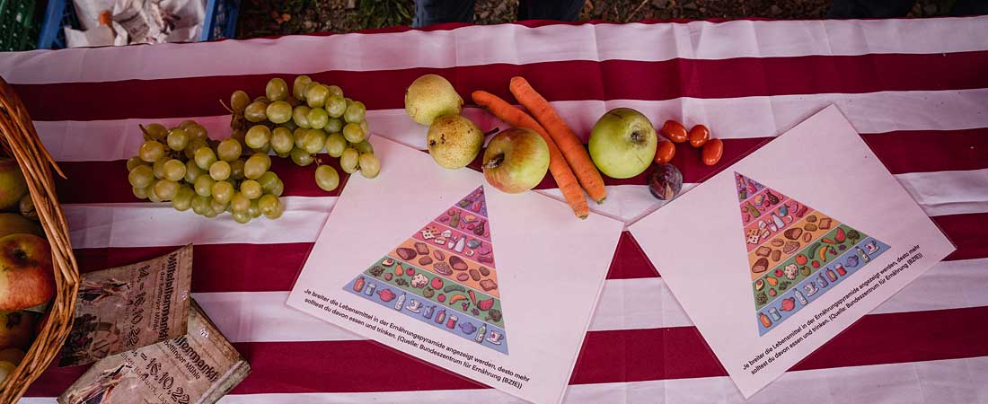 Alts Gastro&Event Service berät zum Thema gesunde Ernährung und bietet am eigenen Infostand Obst und Gemüse an